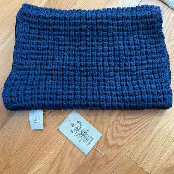Nirrvana Designs Unisex hand knit Blue Merino Wool Cowl Scarf Neck Warmer - Picture 1 of 4